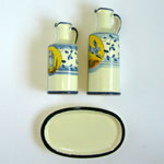 Shape: OVAL Oil, vinegar set w.tray