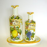Shape: OVAL Oil, vinegar set w.tray