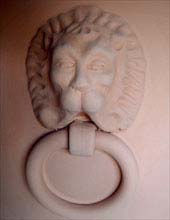 Orcio Testa di Leone (Urn Lion Head) Orcio Testa di Leone (Urn Lion Head)